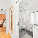 Lakeside 6 - Mit Balkon 아파트 *