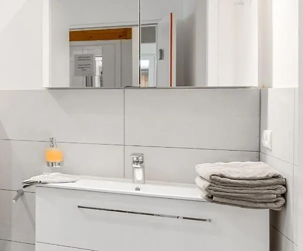 Lakeside 6 - Mit Balkon